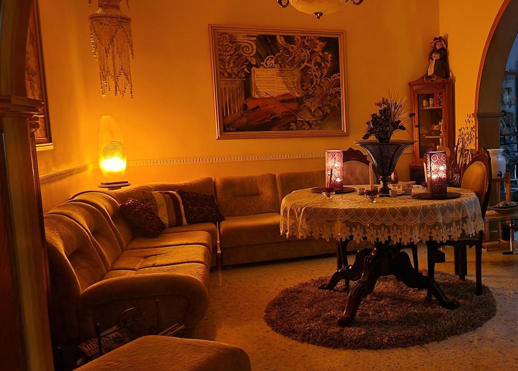 Saracini'S Homestay Attard Esterno foto