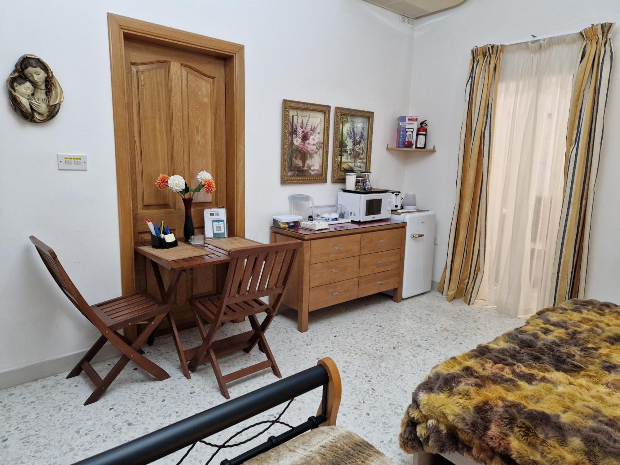 Saracini'S Homestay Attard Esterno foto