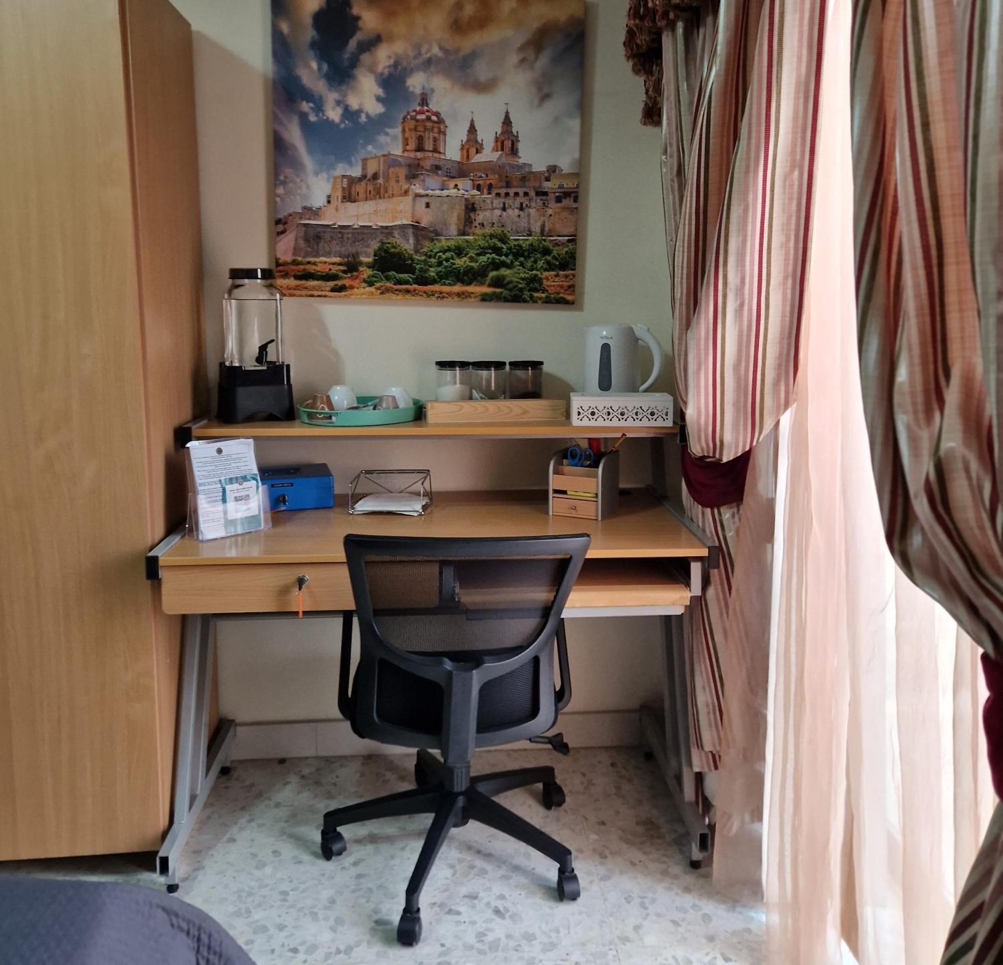 Saracini'S Homestay Attard Esterno foto